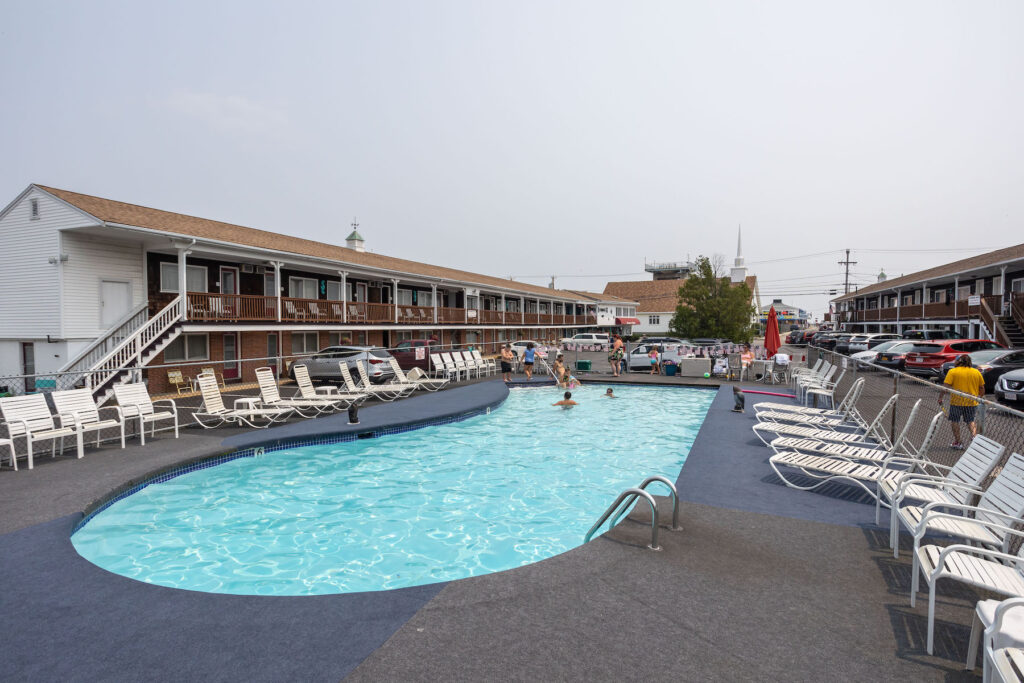 Janmere Hampton Beach Outdoor Pool