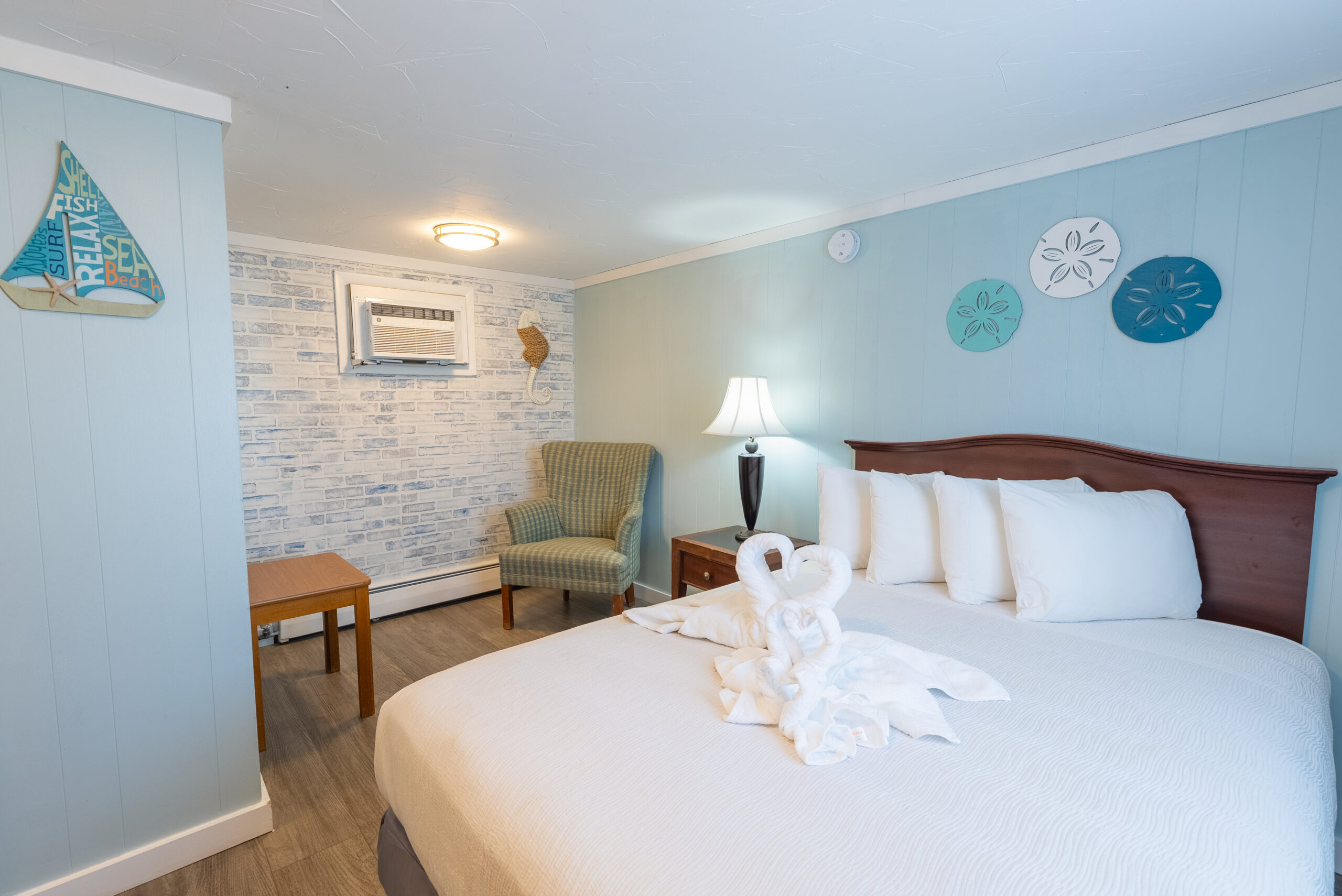 Janmere Motel Room